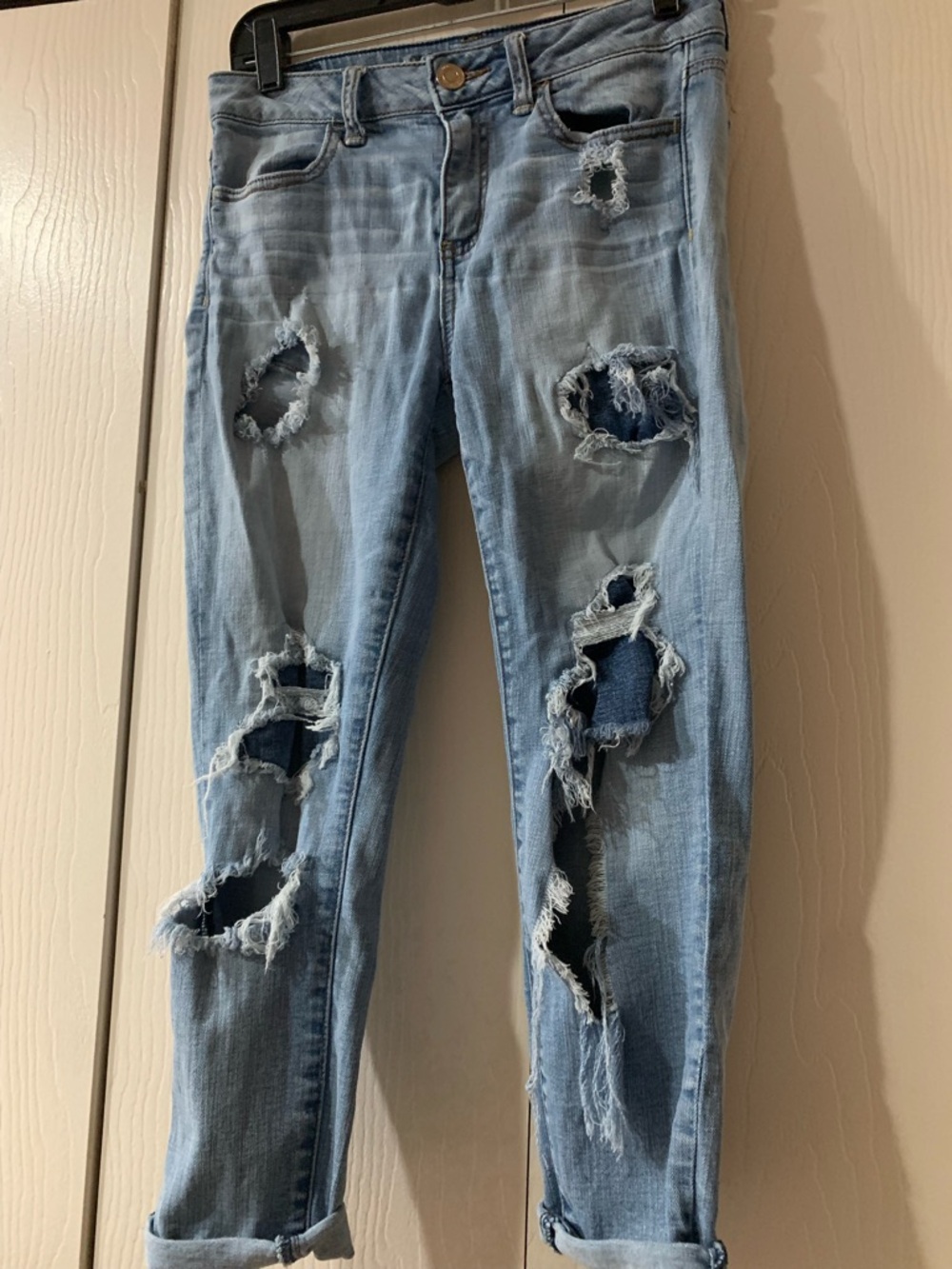 American Eagle Outfitters Light Blue Ripped Skinny Jeans